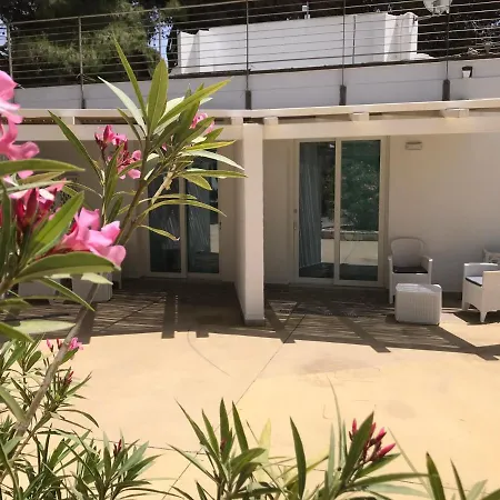 Angolo Mare & Lejlighedshotel