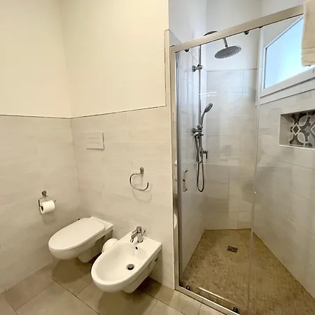 Lejlighedshotel Angolo Mare & Porto Pino