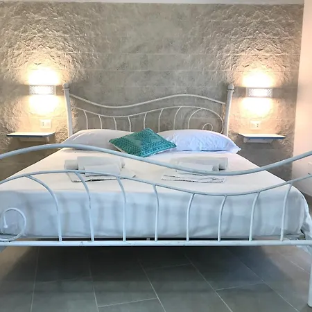 Angolo Mare & 4*