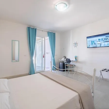 Angolo Mare & Apart-hotel