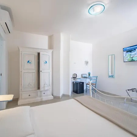 Angolo Mare & 4* Porto Pino