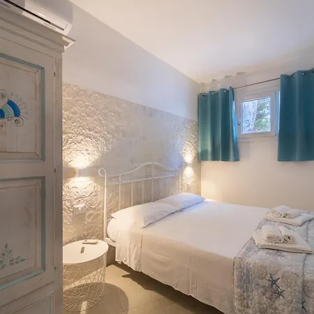 Apart-hotel Angolo Mare & 4*
