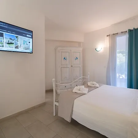 Apart-hotel Angolo Mare & Porto Pino